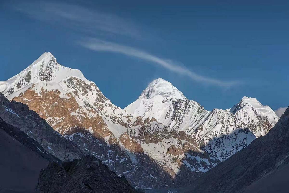 Shaksgam Valley surrounded by Karakoram mountains